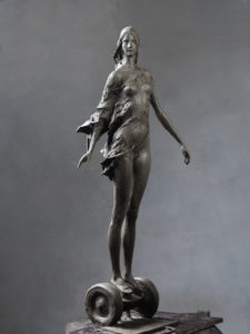 скульптура из гипса девушка